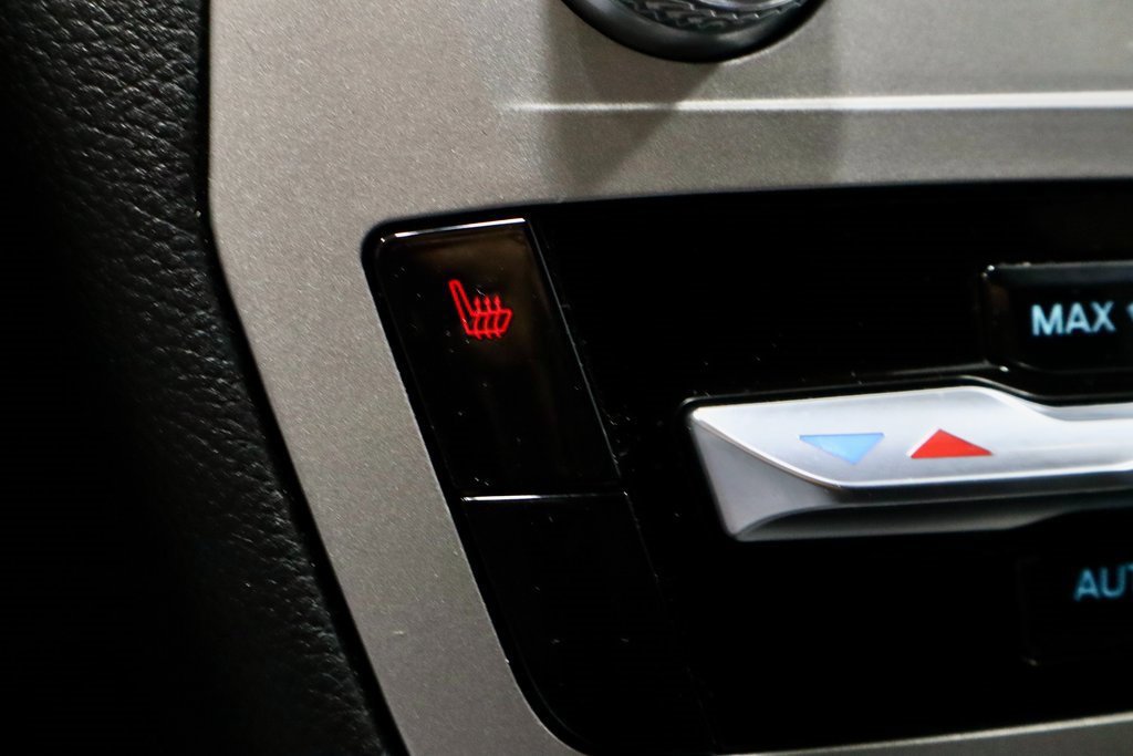 Certified 2023 Ford Explorer XLT image 11