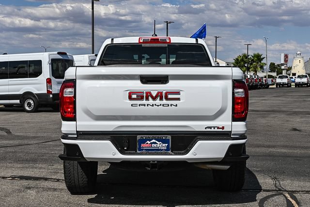 Used 2024 GMC Canyon AT4 w/ Technology Package AWD/4WD image 8