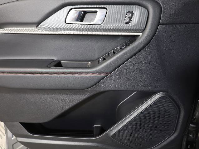 Certified 2025 Ford Explorer ST-Line AWD/4WD image 28