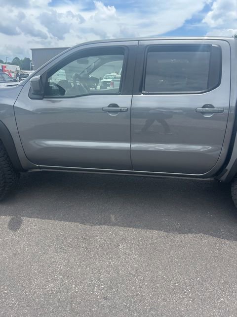 Used 2025 Nissan Frontier PRO-4X w/ Pro Premium Package AWD/4WD image 2
