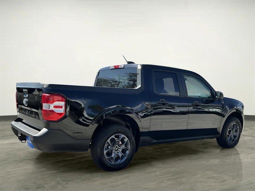 Certified 2025 Ford Maverick XLT w/ Equipment Group 302A image 10