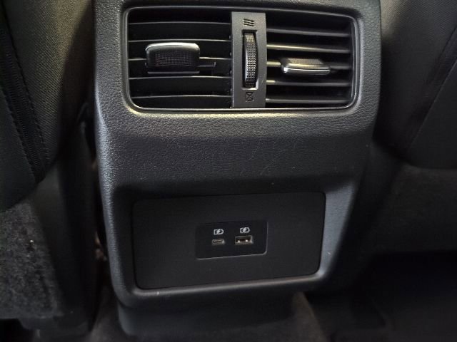 Used 2021 Nissan Rogue SV image 27