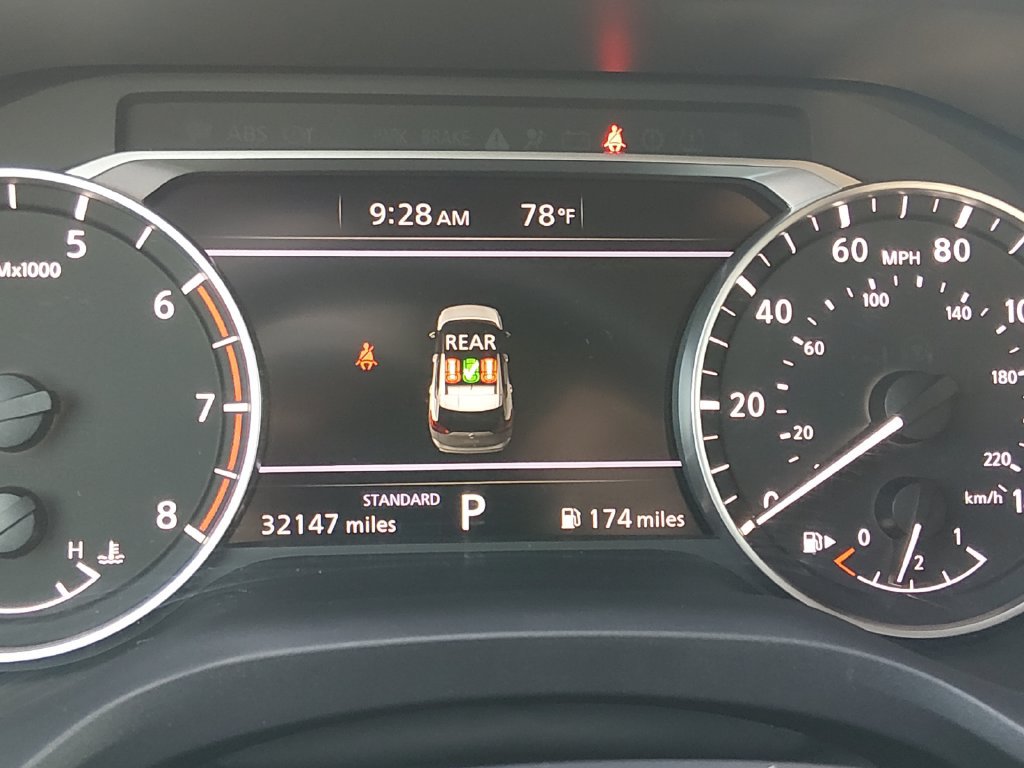 Used 2025 Nissan Rogue S FWD image 25