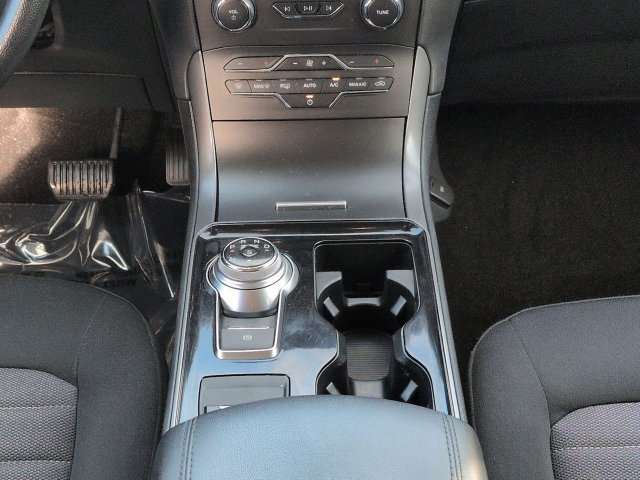 Certified 2020 Ford Edge SE FWD image 19