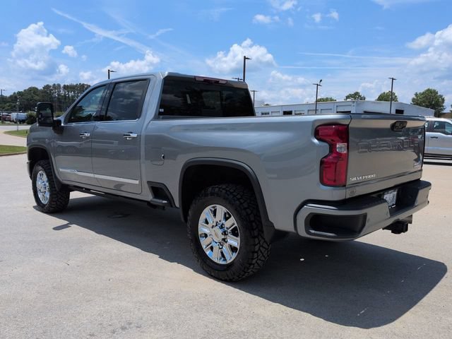 Used 2024 Chevrolet Silverado 2500 High Country w/ High Country Premium Package AWD/4WD image 7