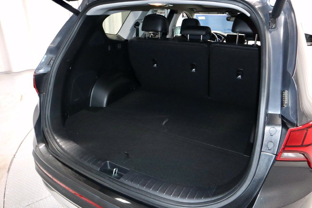 Used 2023 Hyundai Santa Fe Limited AWD/4WD image 16