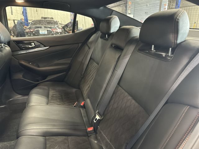 Used 2023 Nissan Maxima SR w/ Sport Mat Group FWD image 30