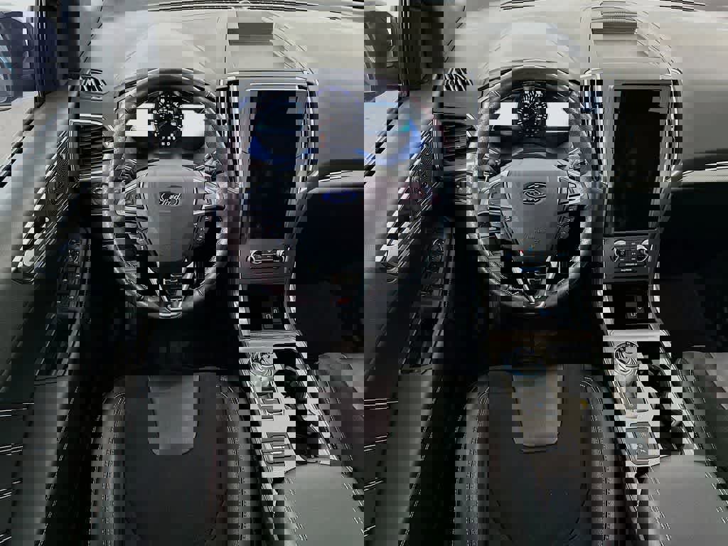 Certified 2021 Ford Edge ST w/ Equipment Group 401A image 10