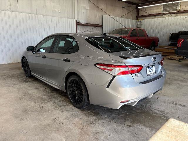 Used 2020 Toyota Camry SE w/ 4 Season Floor Mat Package AWD/4WD image 5