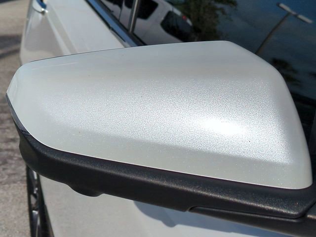 Used 2023 Chevrolet Equinox Premier image 12