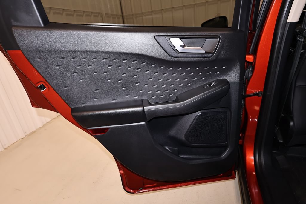 Certified 2020 Ford Escape SEL AWD/4WD image 16