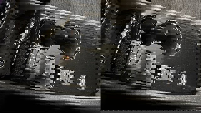 Used 2023 Nissan Rogue SV image 11