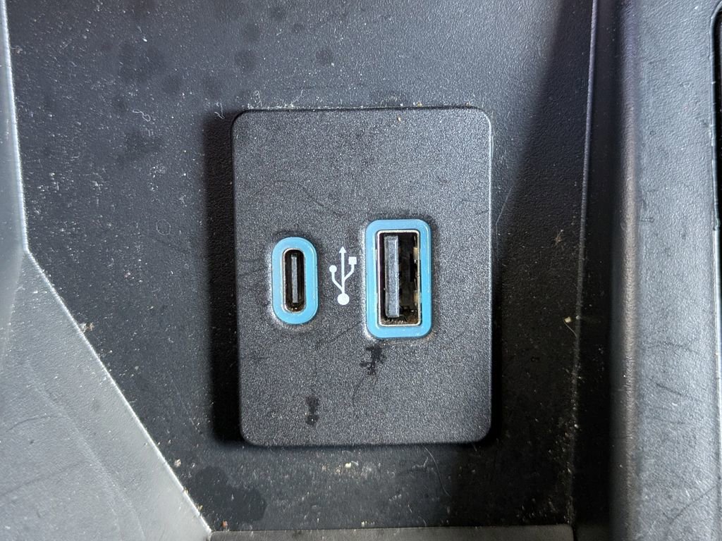 Certified 2023 Ford F150 Lightning Platinum image 16