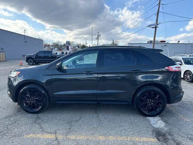 Certified 2023 Ford Edge SE w/ Black Appearance Package AWD/4WD image 3