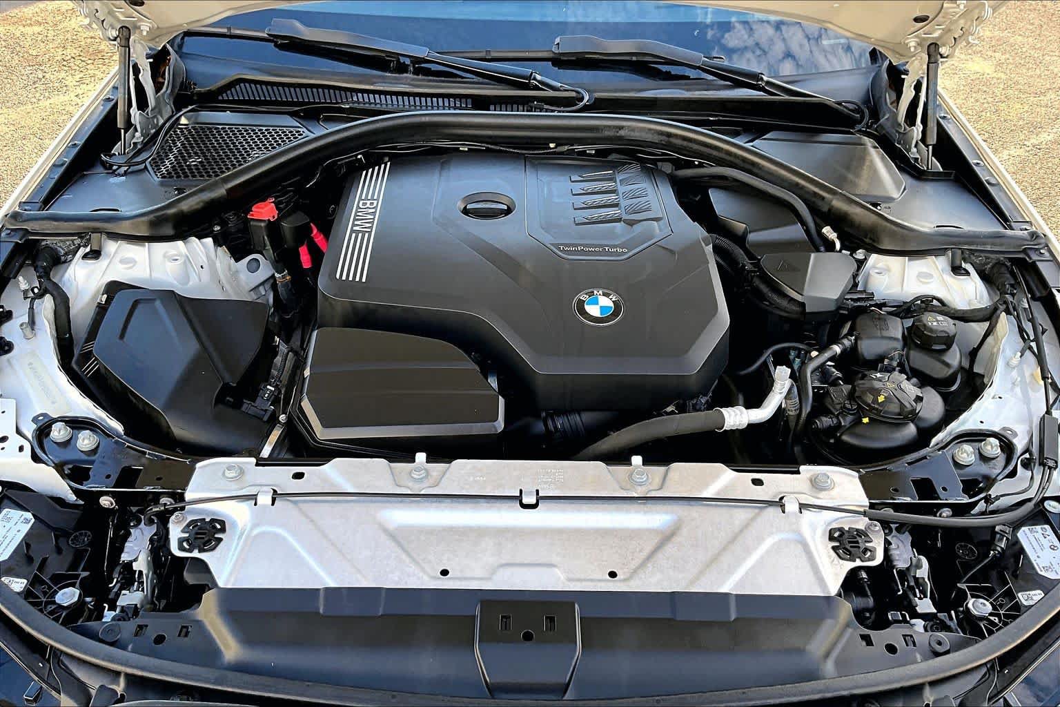 Used 2023 BMW 330i Sedan w/ M Sport Package RWD image 32