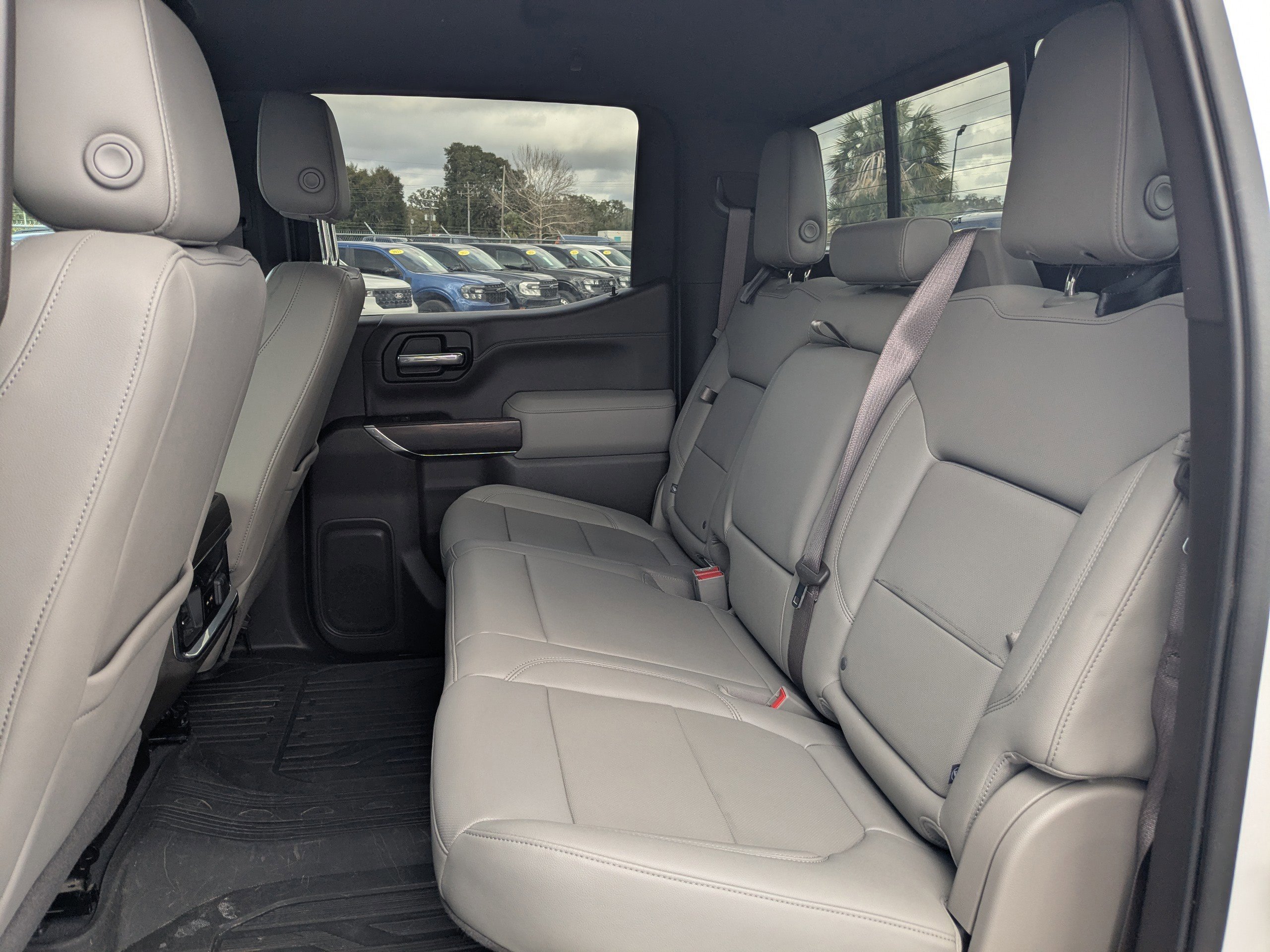 Used 2022 GMC Sierra 1500 SLT w/ SLT Premium Plus Package image 13