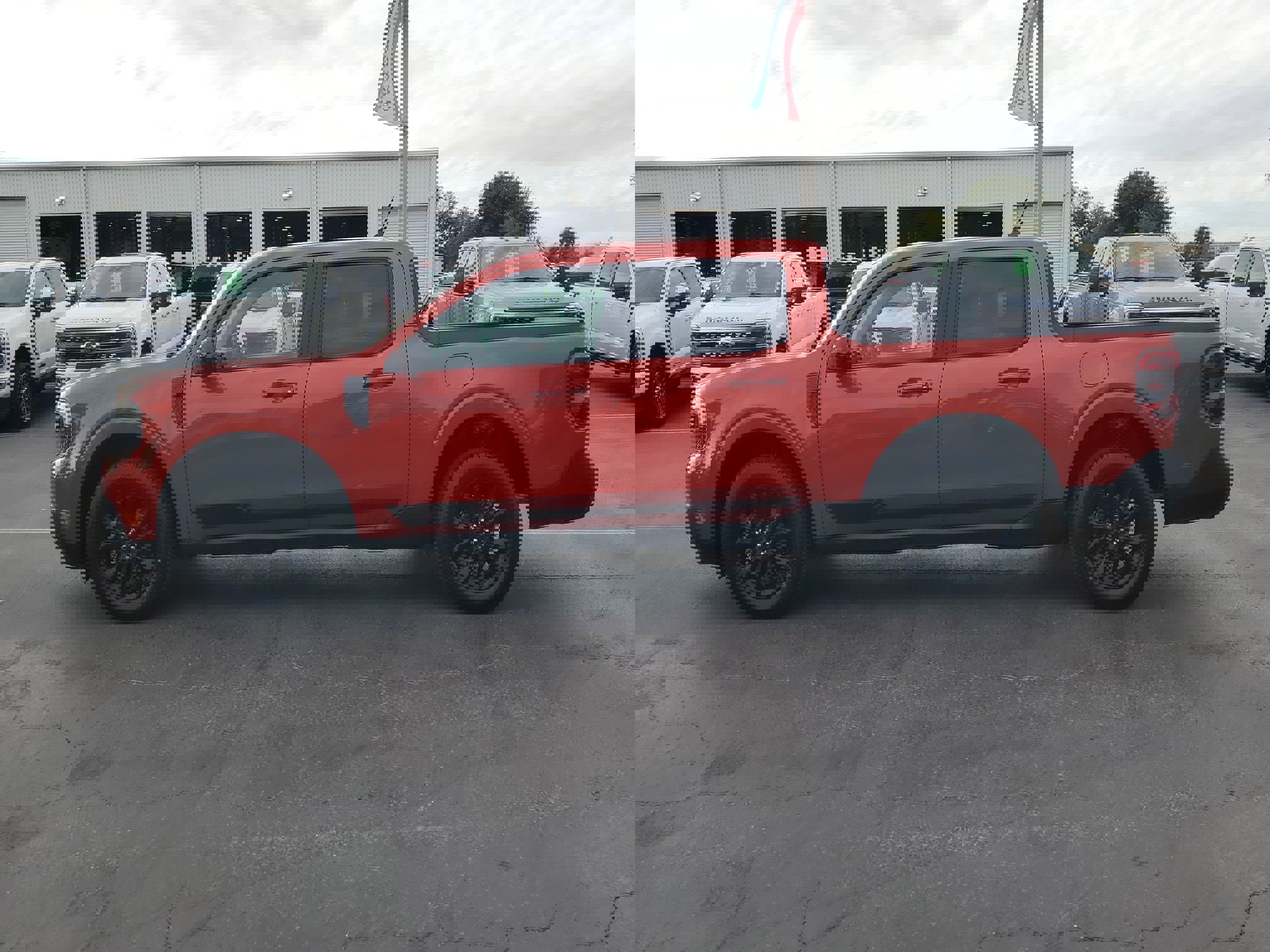 Certified 2024 Ford Maverick Lariat w/ Black Appearance Package image 4