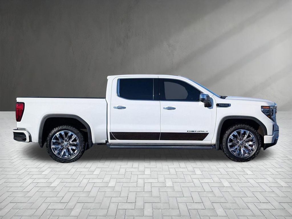 Used 2022 GMC Sierra 1500 Denali w/ Denali Reserve Package image 11