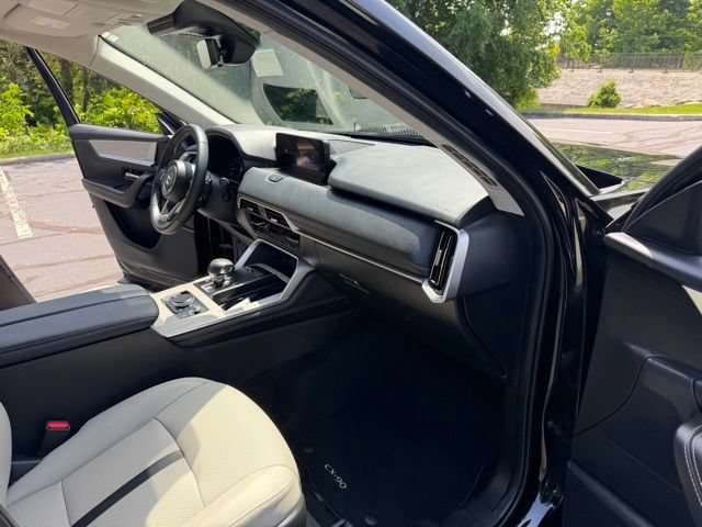 Used 2024 MAZDA CX-90 3.3 Turbo w/ Preferred Plus AWD/4WD image 29