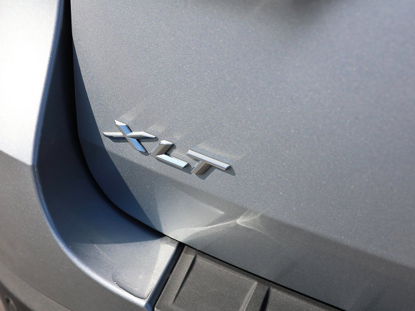 Certified 2022 Ford Explorer XLT w/ Class IV Trailer Tow Package image 9