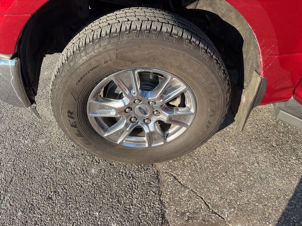 Certified 2017 Ford F150 XLT w/ Equipment Group 301A Mid image 21