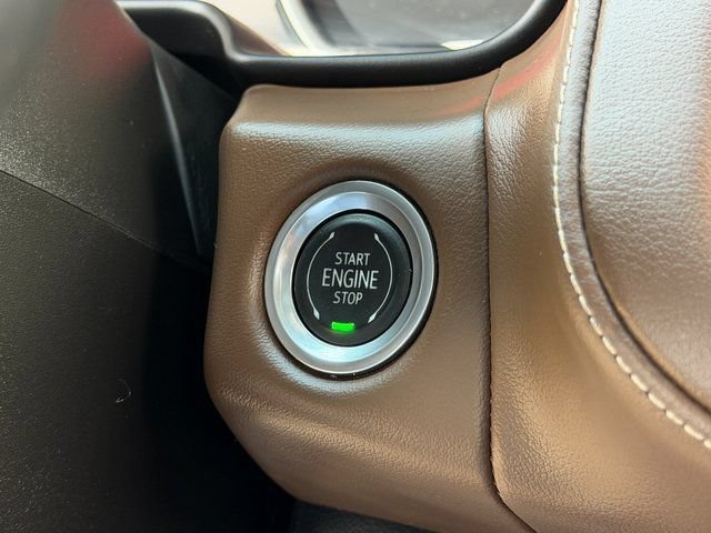 Used 2021 Chevrolet Tahoe High Country AWD/4WD image 24