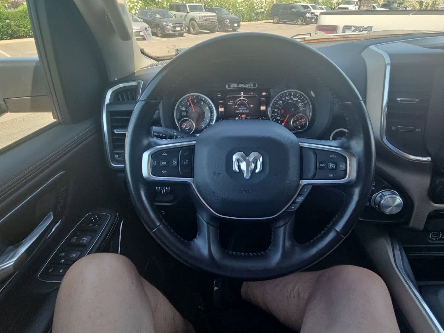 Used 2022 RAM 1500 Laramie AWD/4WD image 15
