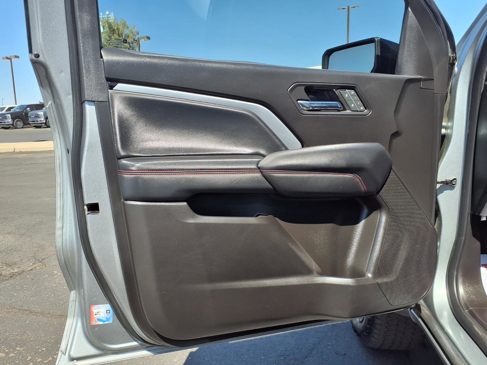 Used 2023 Chevrolet Colorado Z71 w/ Z71 Convenience Package 2 AWD/4WD image 21