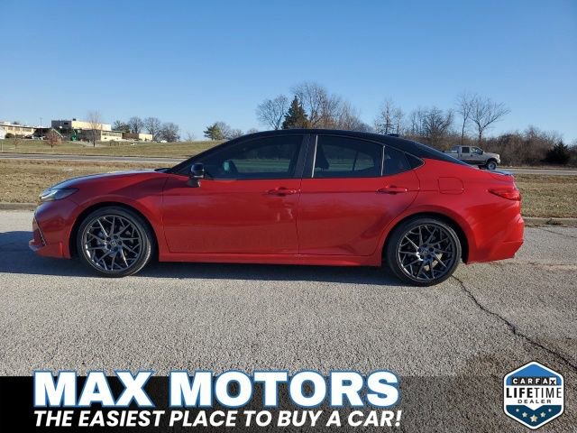 Used 2025 Toyota Camry XSE image 7