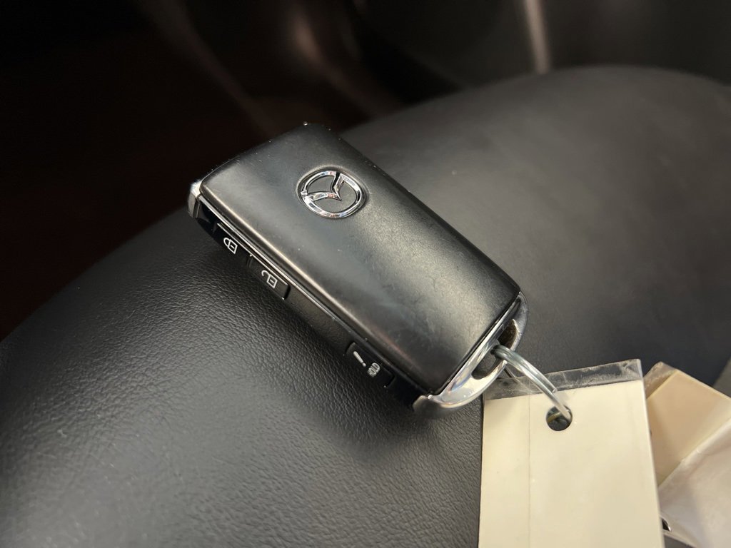 Used 2021 MAZDA CX-5 Touring image 32