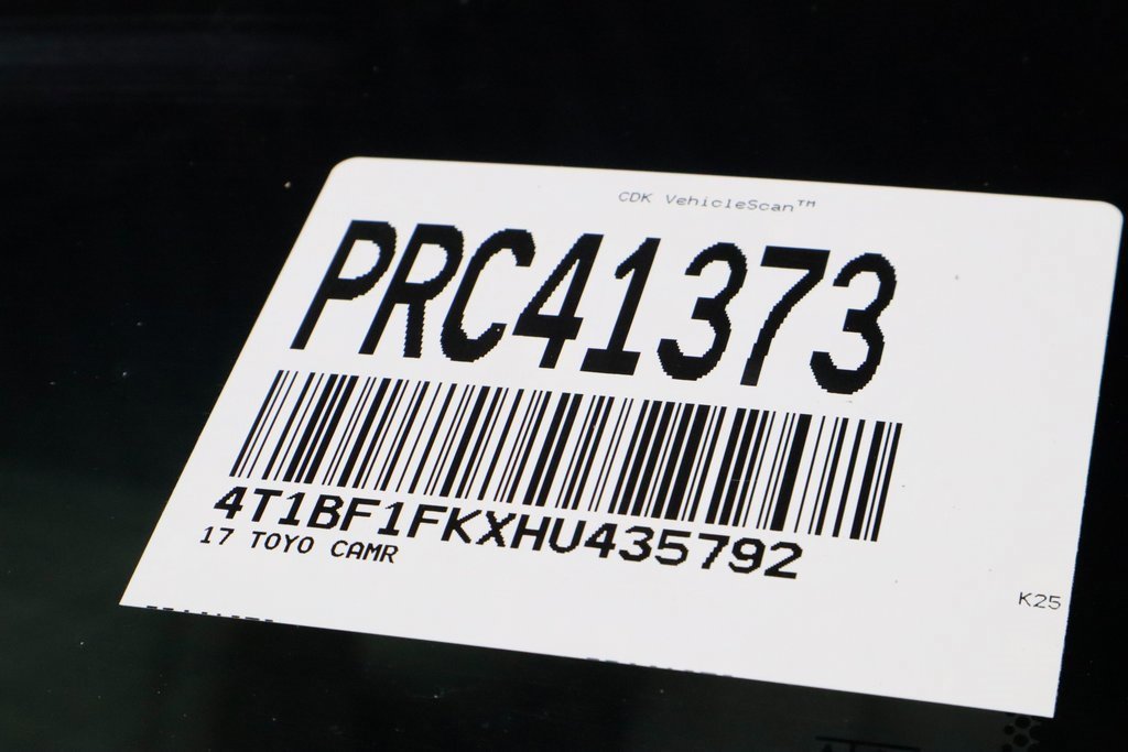 Used 2017 Toyota Camry LE image 31