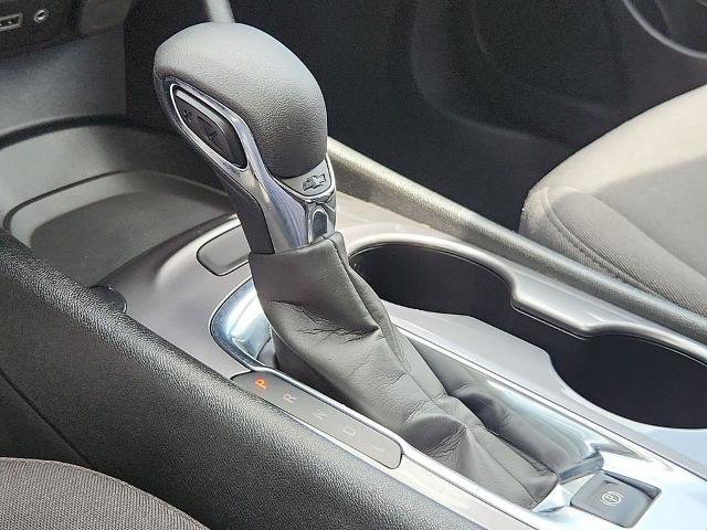 Used 2024 Chevrolet Malibu LS FWD image 11