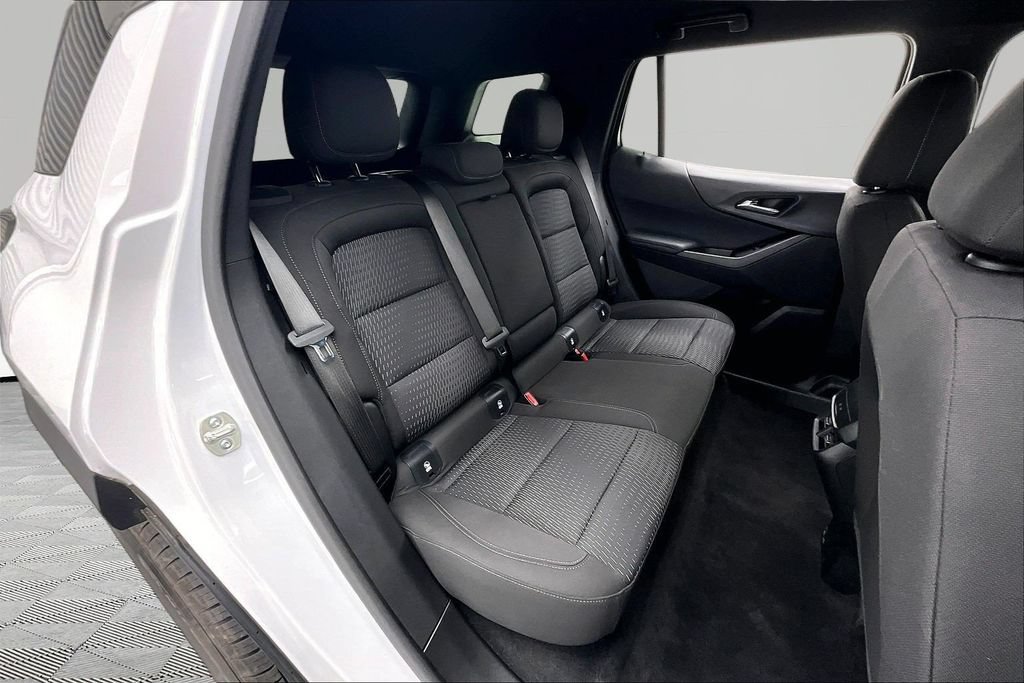 Used 2025 Chevrolet Equinox LT AWD/4WD image 27