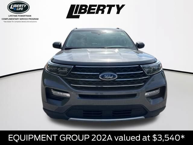 Certified 2023 Ford Explorer XLT w/ Equipment Group 202A AWD/4WD image 2