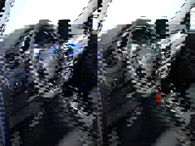 Certified 2022 Ford Escape Titanium w/ Class II Trailer Tow Package image 15