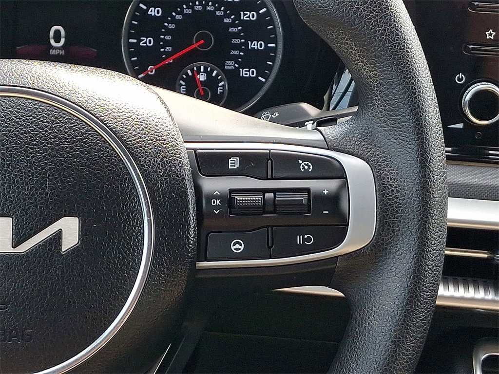 Used 2023 Kia K5 LXS image 24