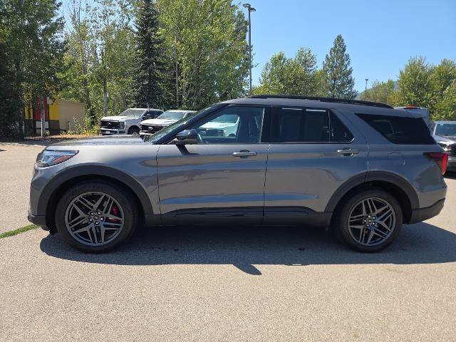 Certified 2025 Ford Explorer ST AWD/4WD image 5