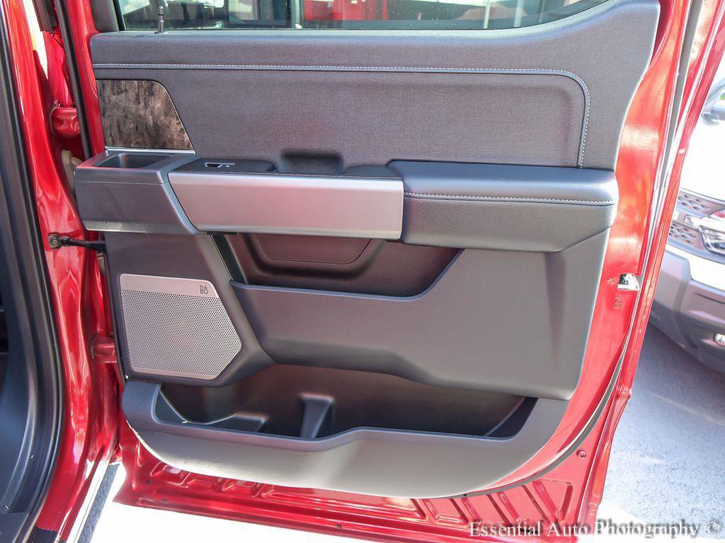 Certified 2025 Ford F450 Lariat AWD/4WD image 26