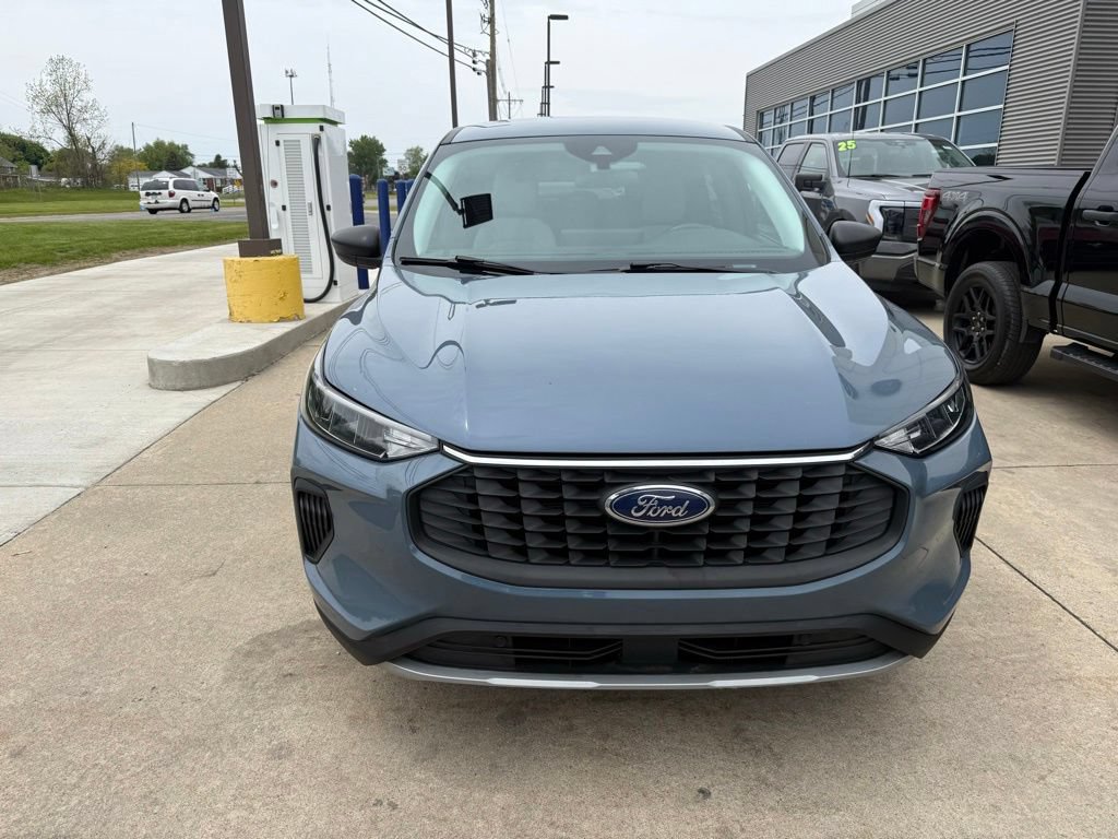 Certified 2023 Ford Escape Active w/ Tech Pack #1 AWD/4WD image 6