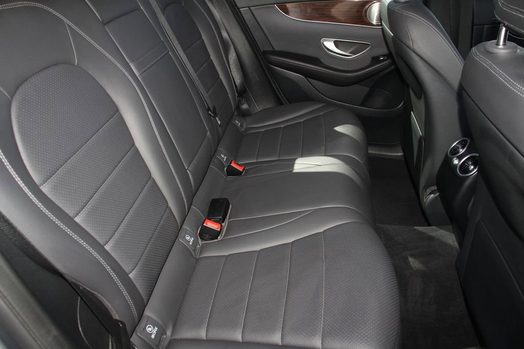Used 2021 Mercedes-Benz GLC 300 image 25