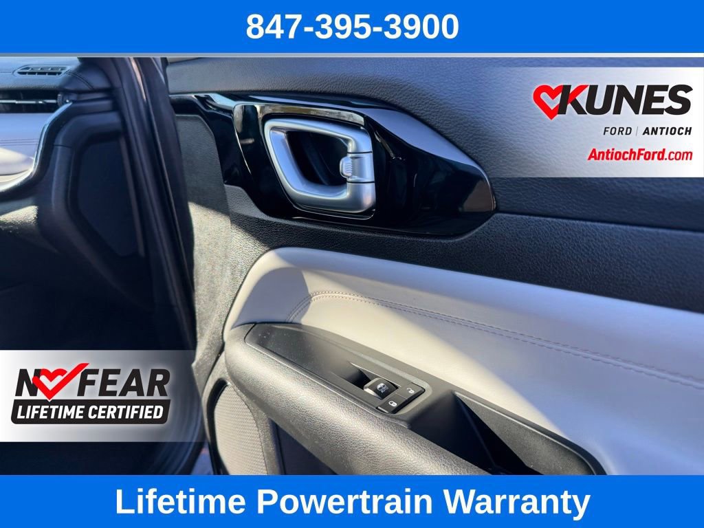 Used 2024 Jeep Compass Limited image 15