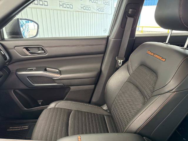 Used 2025 Nissan Pathfinder Rock Creek AWD/4WD image 20