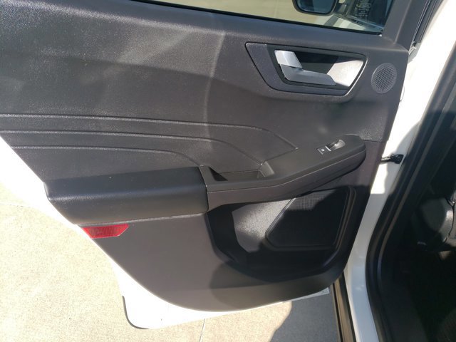 Certified 2021 Ford Escape Titanium w/ Class II Trailer Tow Package image 29