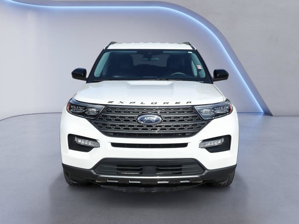 Certified 2024 Ford Explorer XLT w/ Equipment Group 202A AWD/4WD image 11