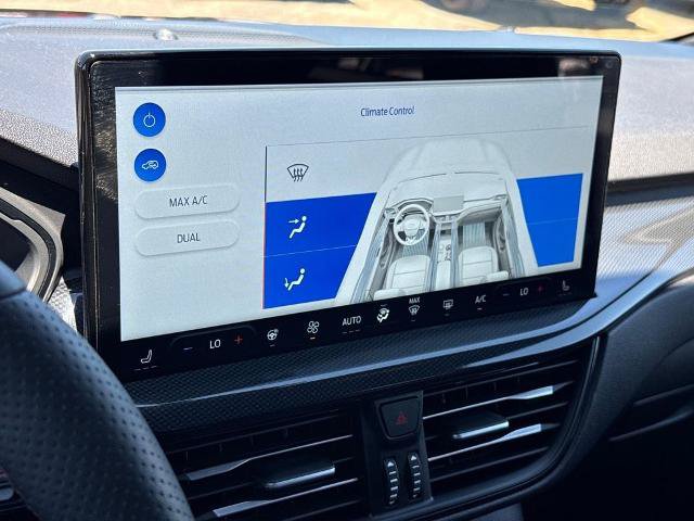 Certified 2025 Ford Escape ST-Line Elite w/ Premium Technology Package AWD/4WD image 21