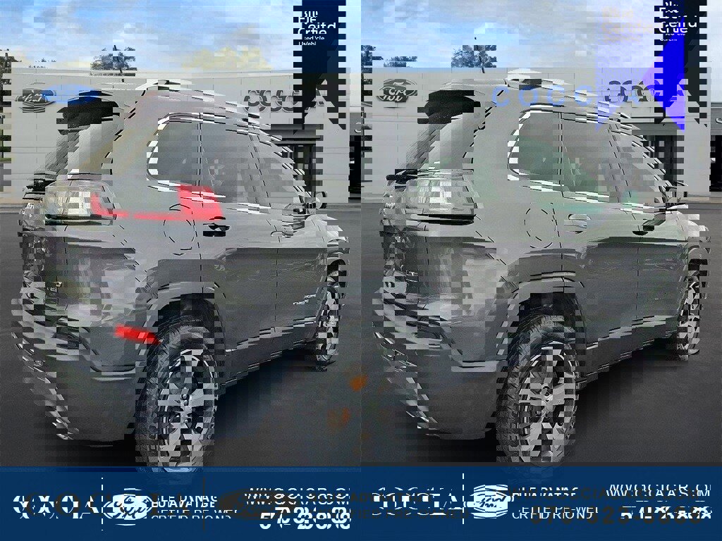 Used 2019 Jeep Cherokee Limited image 5