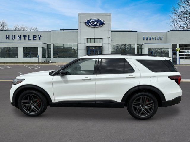 Certified 2025 Ford Explorer ST AWD/4WD image 6