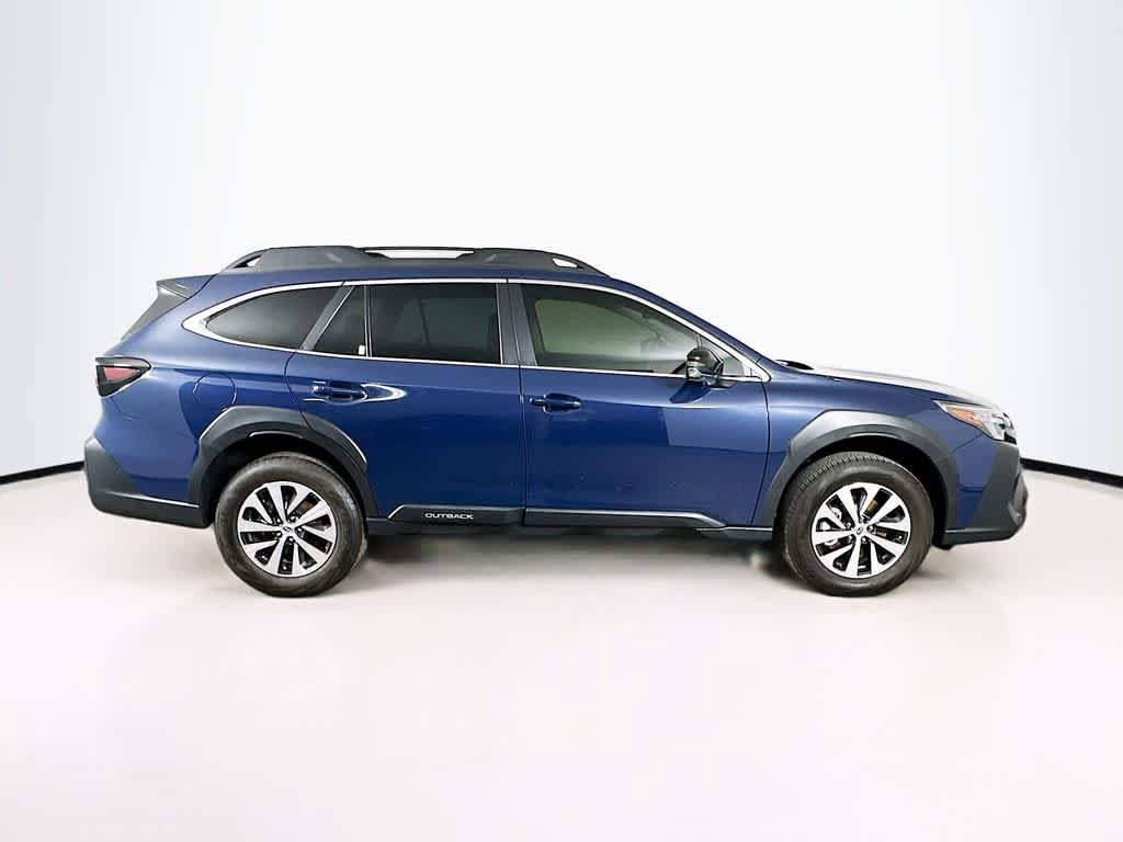Used 2025 Subaru Outback Premium AWD/4WD image 26