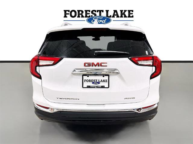 Used 2024 GMC Terrain SLT image 6