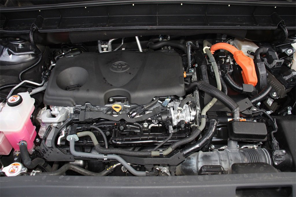 Used 2023 Toyota Highlander LE image 29